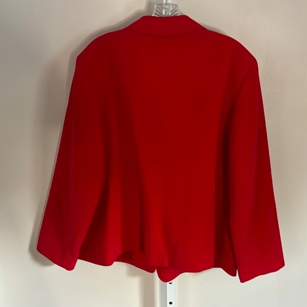 Nine West Plus Size Hip Length Red Blazer Size 2x - Picture 3 of 6